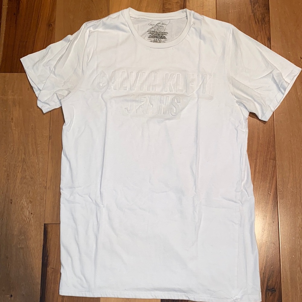 LIKE NEW~ CALVIN KLEIN JEANS LOGO T-SHIRT~ BOYS XL